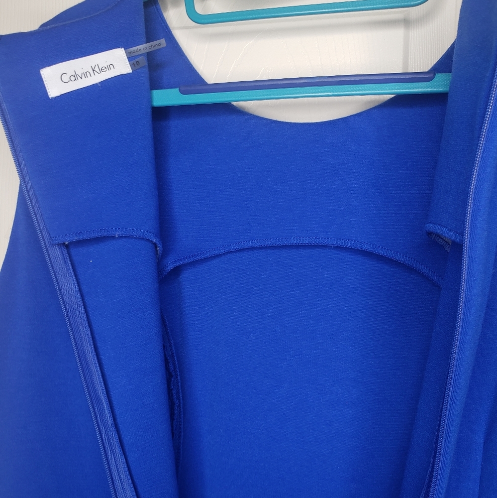 Dress - Picture 4 of 8